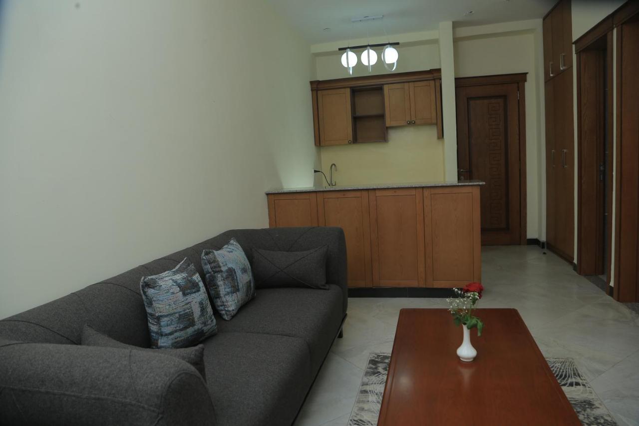 Daisy Hotel Адис Абеба Екстериор снимка