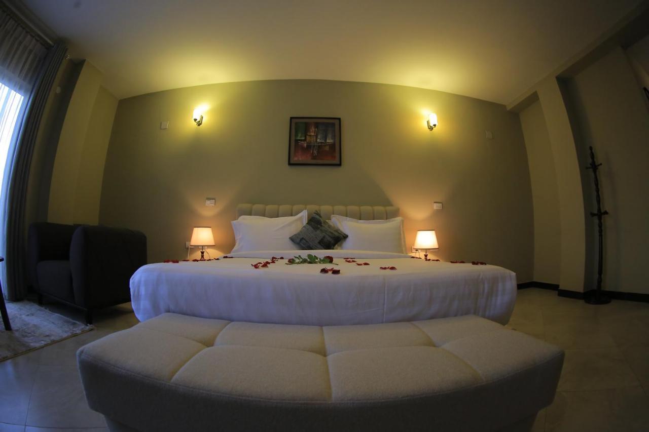 Daisy Hotel Адис Абеба Екстериор снимка
