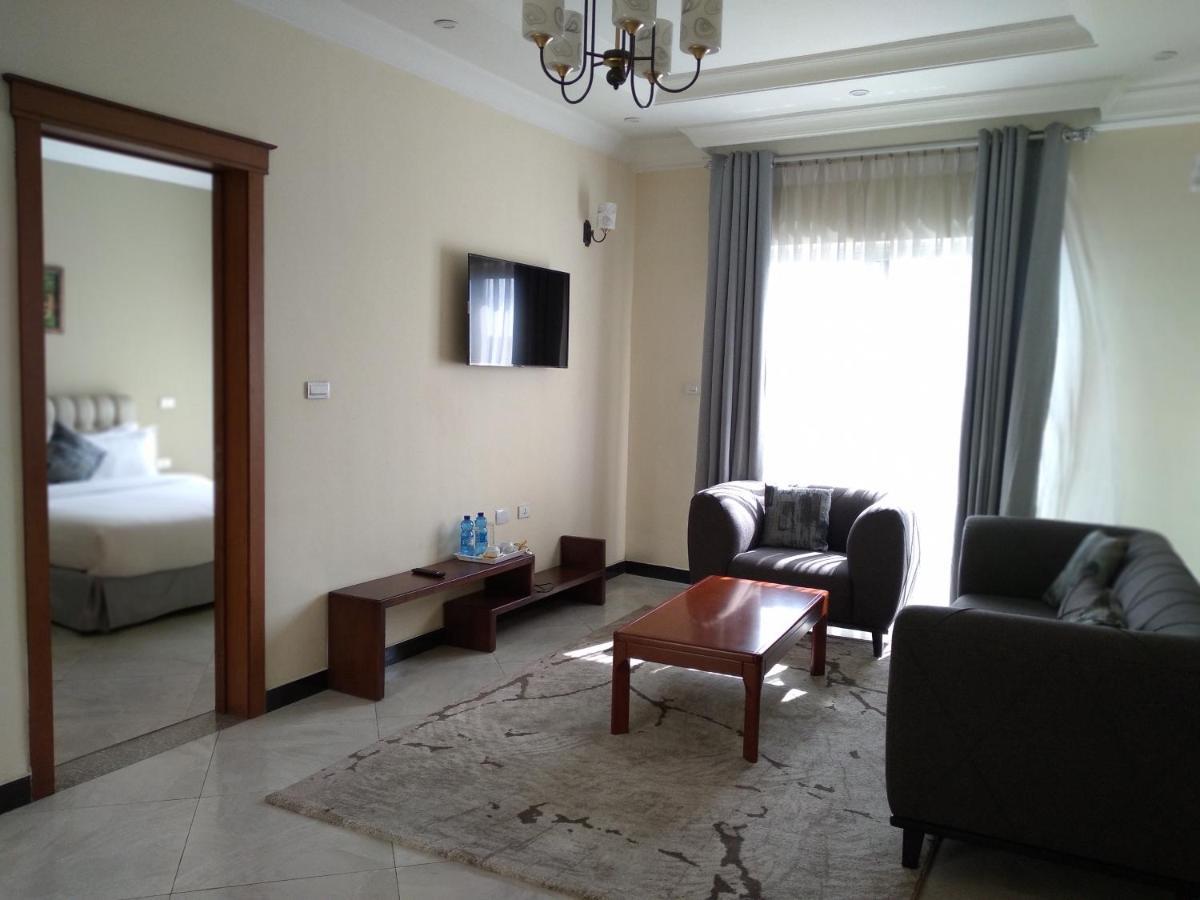 Daisy Hotel Адис Абеба Екстериор снимка