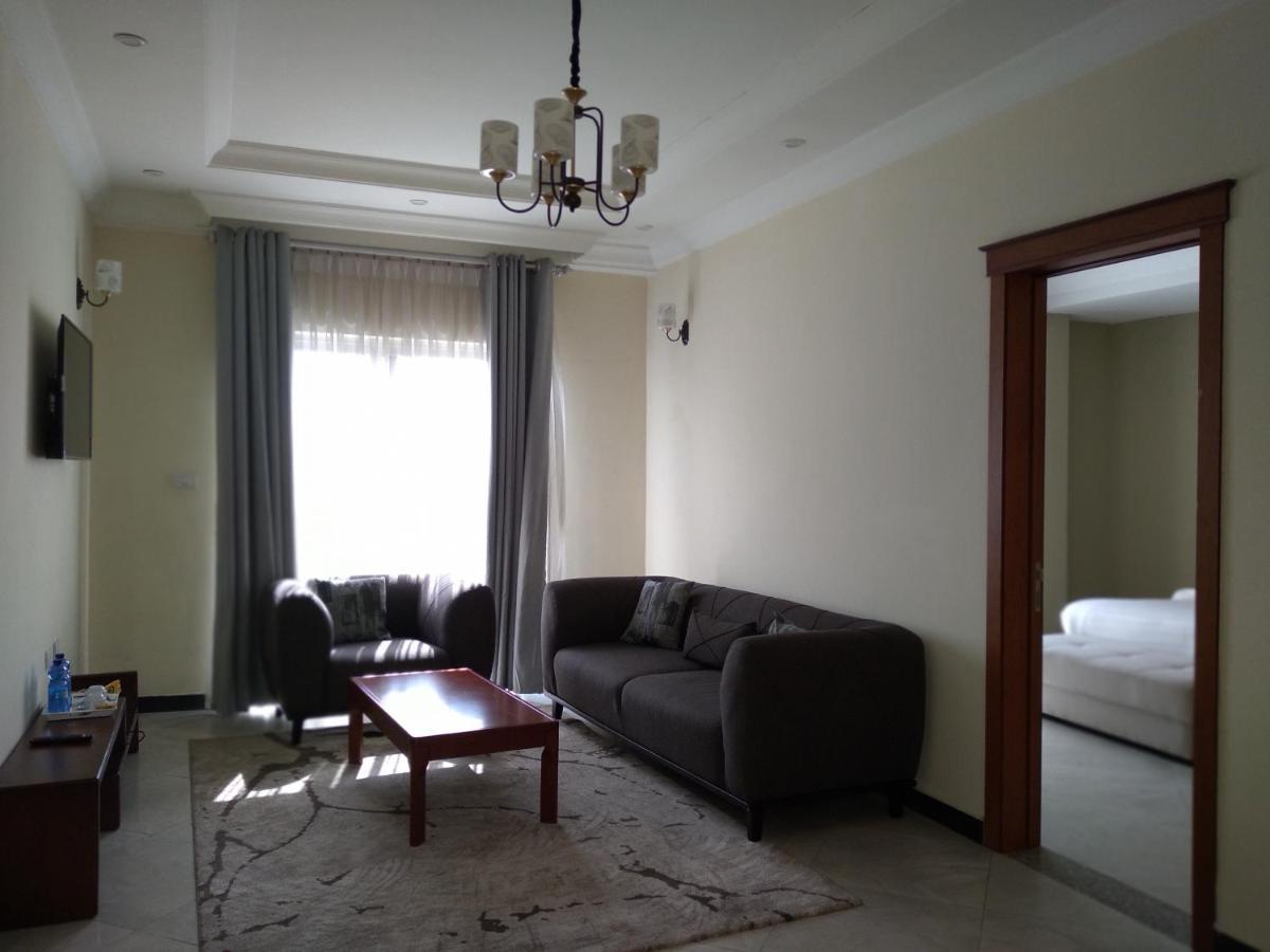 Daisy Hotel Адис Абеба Екстериор снимка